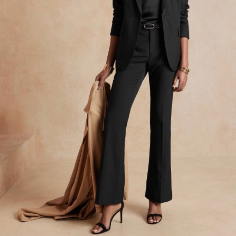 NWT! Banana Republic Black Giovanna Sculpted Bootcut Pants